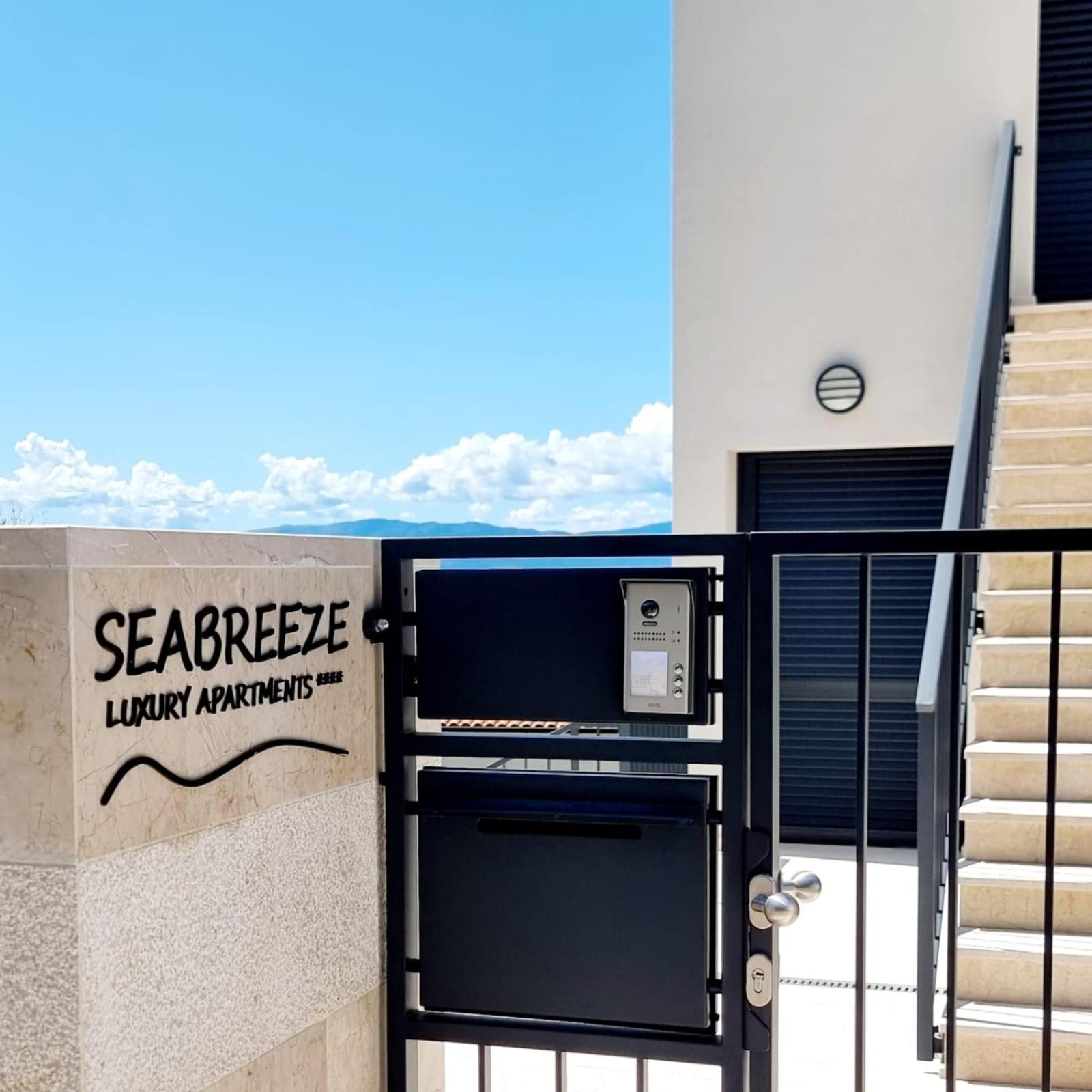 Seabreeze Luxury Apartments Njivice Exteriér fotografie